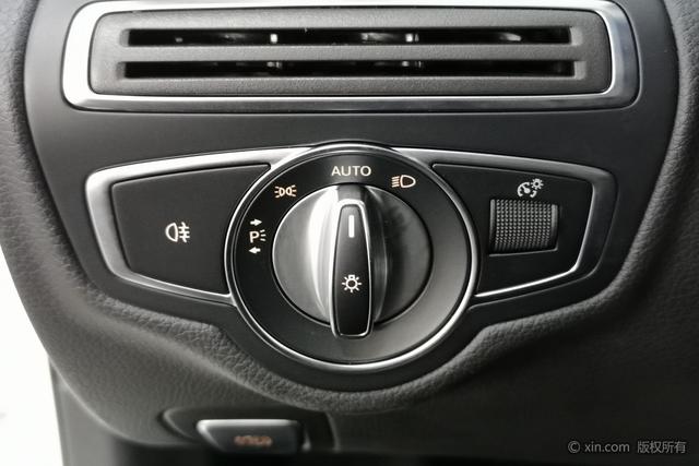 Mercedes-Benz C-Class 2018 C 200 L Sport – фото 24