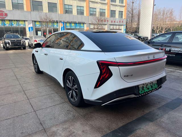HONGQI EH7 2024 820 Pro Edition – фото 4