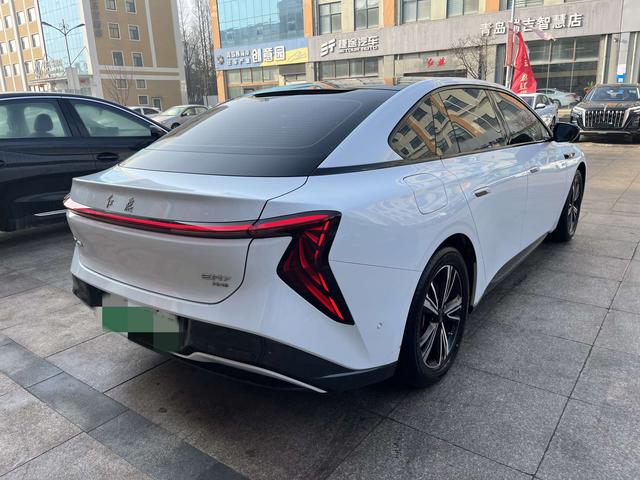 HONGQI EH7 2024 820 Pro Edition – фото 6