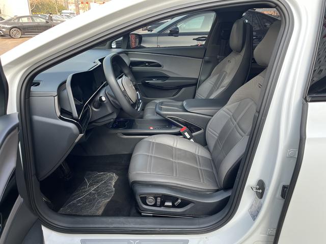 HONGQI EH7 2024 820 Pro Edition – фото 7