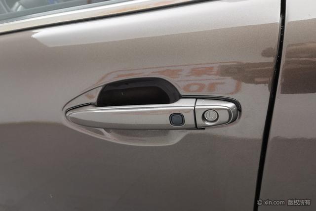 BYD Tang DM 2017 модификация DM 2.0T BYD Tang 100 – фото 8