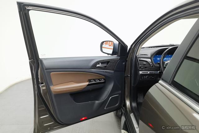 BYD Tang DM 2017 модификация DM 2.0T BYD Tang 100 – фото 11