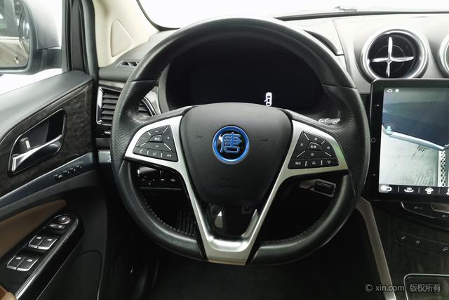 BYD Tang DM 2017 модификация DM 2.0T BYD Tang 100 – фото 15