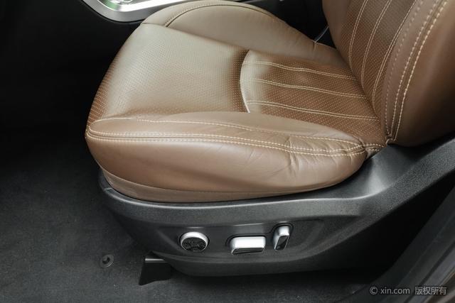 BYD Tang DM 2017 модификация DM 2.0T BYD Tang 100 – фото 21