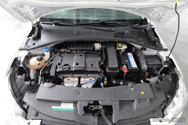 Peugeot 301 2016 1.6L Manual Comfort – фото 7
