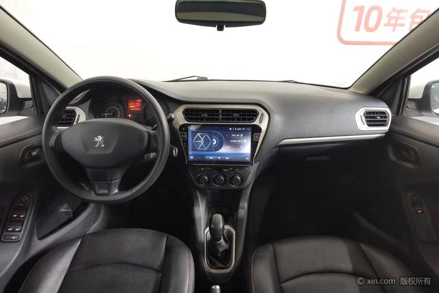 Peugeot 301 2016 1.6L Manual Comfort – фото 14