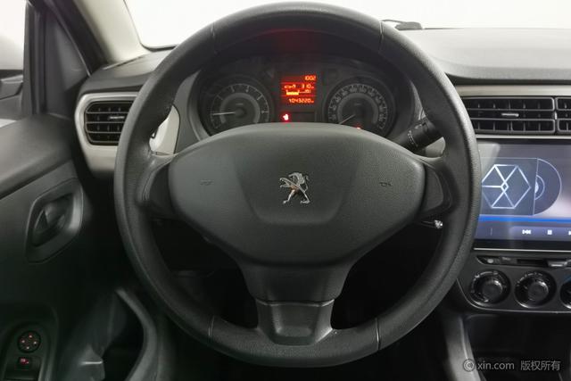 Peugeot 301 2016 1.6L Manual Comfort – фото 15