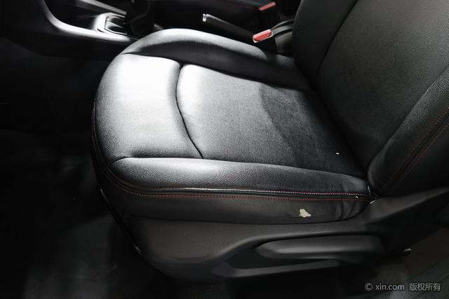 Peugeot 301 2016 1.6L Manual Comfort – фото 21