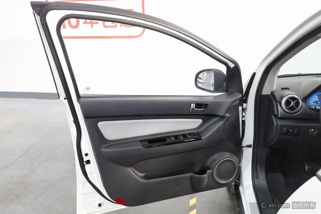 BAIC New Energy EC5 Модель 2019 года Xinshang Edition – фото 11