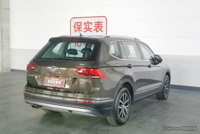 Volkswagen Tiguan L 2017 330TSI Automatic 2WD Luxury – фото 2