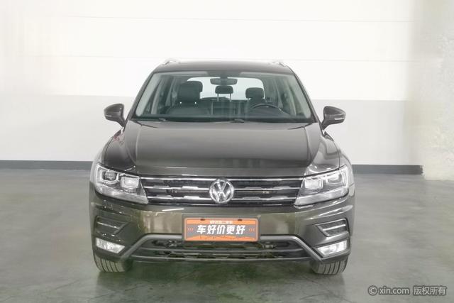 Volkswagen Tiguan L 2017 330TSI Automatic 2WD Luxury – фото 3