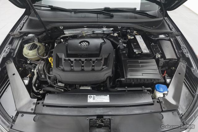 Volkswagen Magotan 2019 330TSI DSG Luxury China V – фото 7
