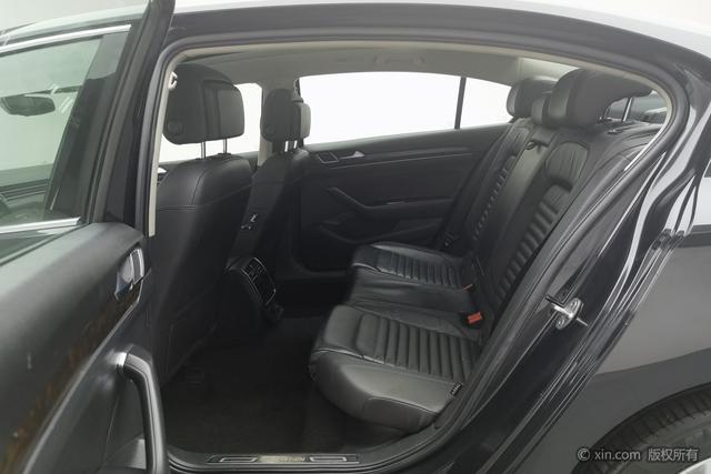 Volkswagen Magotan 2019 330TSI DSG Luxury China V – фото 19