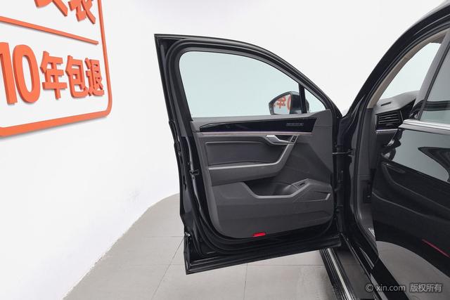 Volkswagen Touareg Модель 2020 года 3.0TSI Rapid Xiang Edition – фото 11