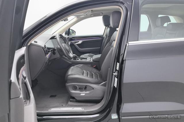 Volkswagen Touareg Модель 2020 года 3.0TSI Rapid Xiang Edition – фото 13
