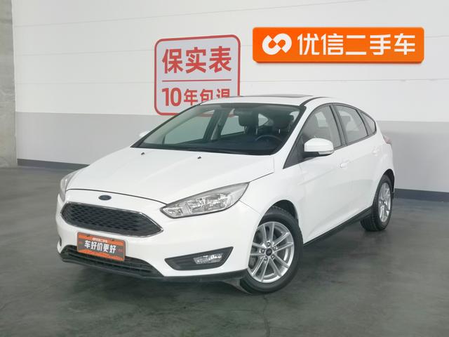 Ford Focus 2018 Classic Hatchback 1.6L Automatic Style Smart – фото 1