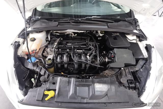 Ford Focus 2018 Classic Hatchback 1.6L Automatic Style Smart – фото 7