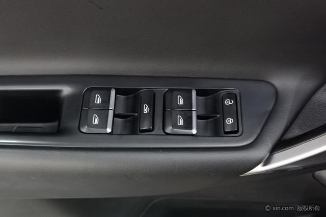 Geely Boyue 2016 1.8TD Automatic Smart – фото 12