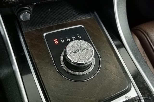 Jaguar XFL 2018 XFL 2.0T 250PS Luxury – фото 17