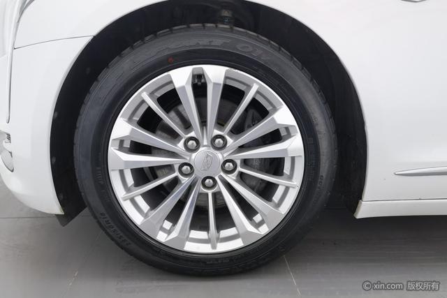 Cadillac CT6 PLUG-IN 2017 модификация 30E Elite – фото 6