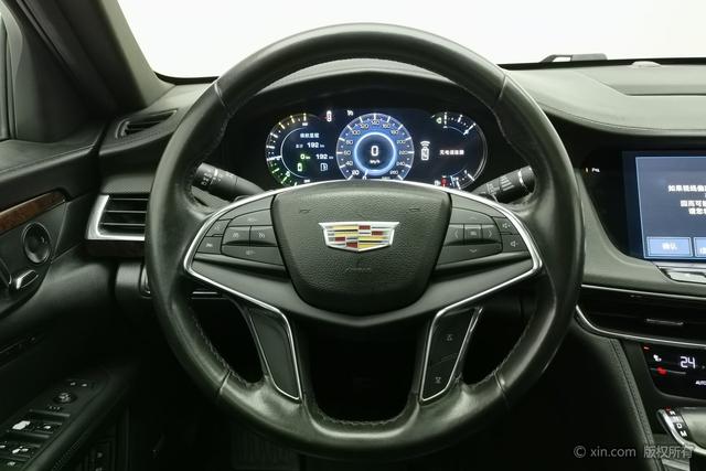 Cadillac CT6 PLUG-IN 2017 модификация 30E Elite – фото 15