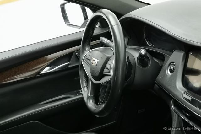 Cadillac CT6 PLUG-IN 2017 модификация 30E Elite – фото 23