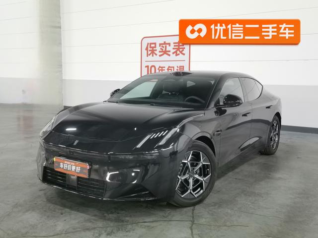 Lynk & Co 10 EM-P 2025 модификация 240 4WD Ultra – фото 1