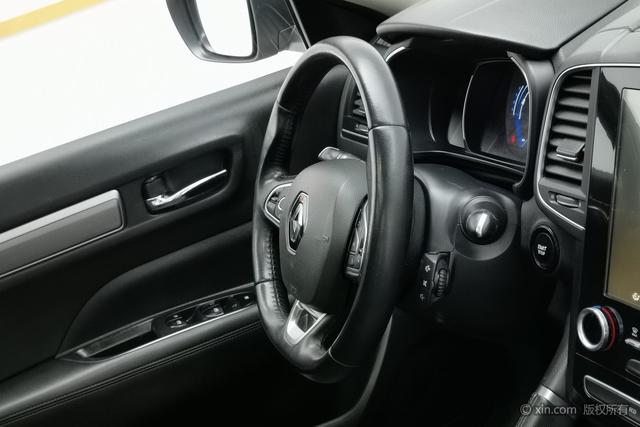 Renault Koleos 2017 2.0L FWD Luxury – фото 23