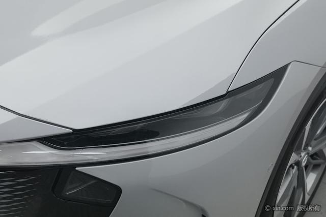 **Mazda EZ-6** 2024 модификация Extended Range 200 Zhizun Edition – фото 5