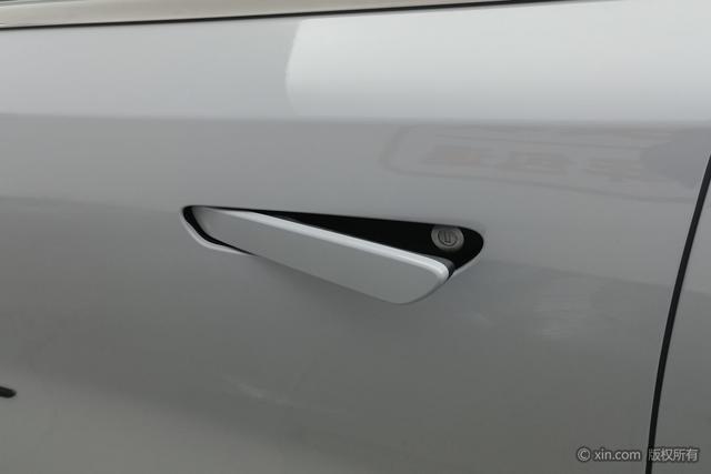**Mazda EZ-6** 2024 модификация Extended Range 200 Zhizun Edition – фото 8