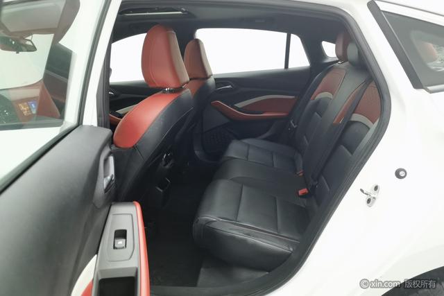 MG5 2021 180DVVT Manual Youth Luxury – фото 19