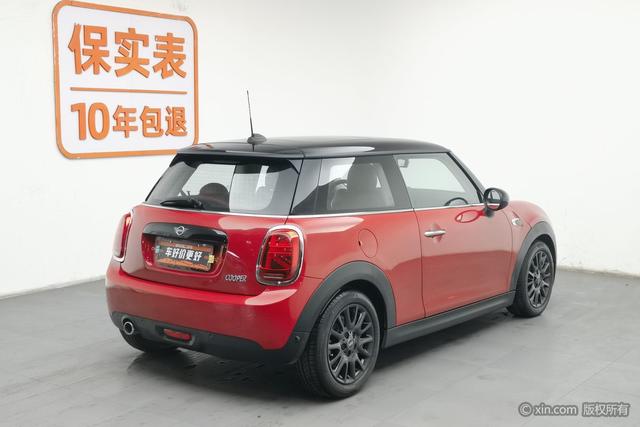 MINI 2018 1.5T COOPER Classic – фото 2