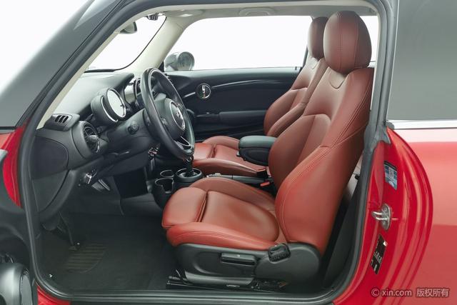 MINI 2018 1.5T COOPER Classic – фото 13