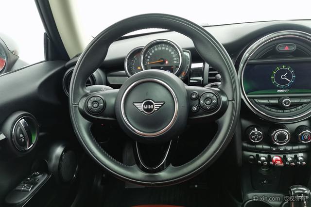 MINI 2018 1.5T COOPER Classic – фото 15