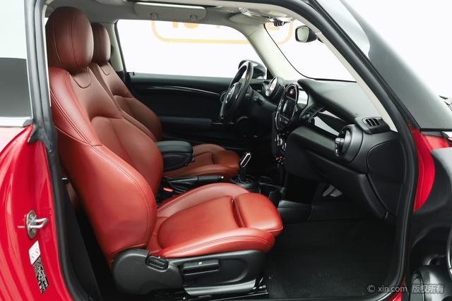 MINI 2018 1.5T COOPER Classic – фото 22
