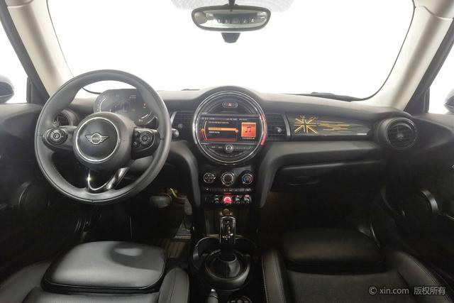 MINI 2021 1.5T COOPER Classic – фото 14