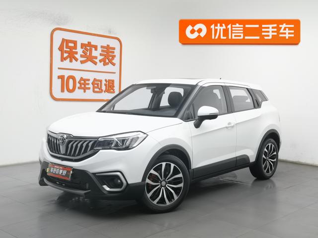 Zhonghua V3 2017 модификация 1.5T Automatic Flagship