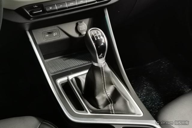 Geely Vision X3 Модель 2020 года 1.5L Manual Elite – фото 17