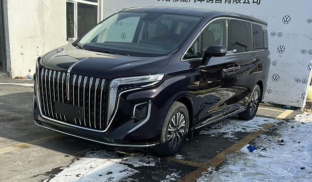 HONGQI HQ9 PHEV 2024 модификация 4WD Business Edition – фото 1