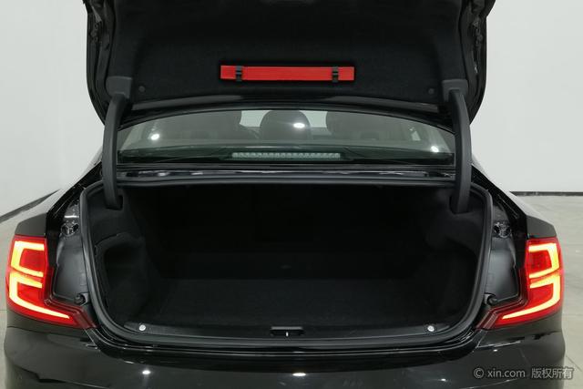 Volvo S90 2017 T4 Smart Advance – фото 20