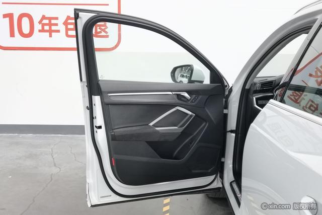 Audi Q3 2019 35 TFSI Style Dynamic – фото 11
