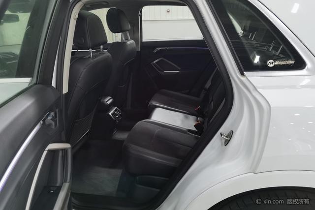 Audi Q3 2019 35 TFSI Style Dynamic – фото 19