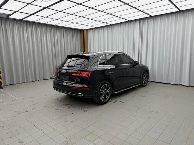 Audi Q5L 2020 40 TFSI Honor Style – фото 9