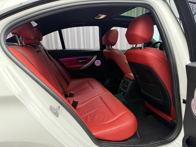 BMW 3 Series 2019 320i M Sport Package – фото 6