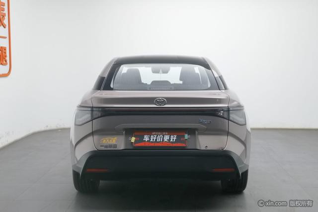 TOYOTA bZ3 Раздел 2023 Long Battery Li f e Pro Premium – фото 4