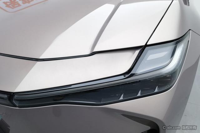 TOYOTA bZ3 Раздел 2023 Long Battery Li f e Pro Premium – фото 5