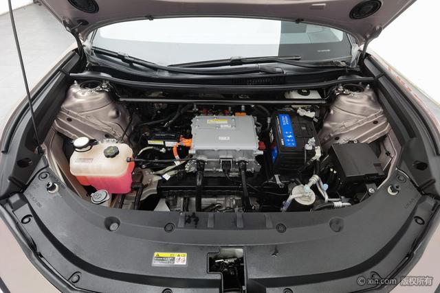 TOYOTA bZ3 Раздел 2023 Long Battery Li f e Pro Premium – фото 7