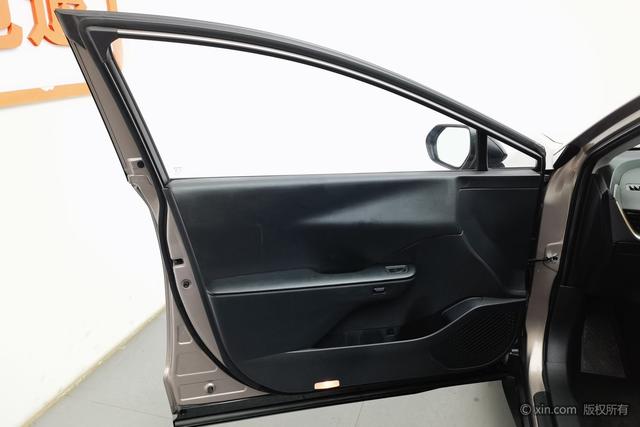 TOYOTA bZ3 Раздел 2023 Long Battery Li f e Pro Premium – фото 11