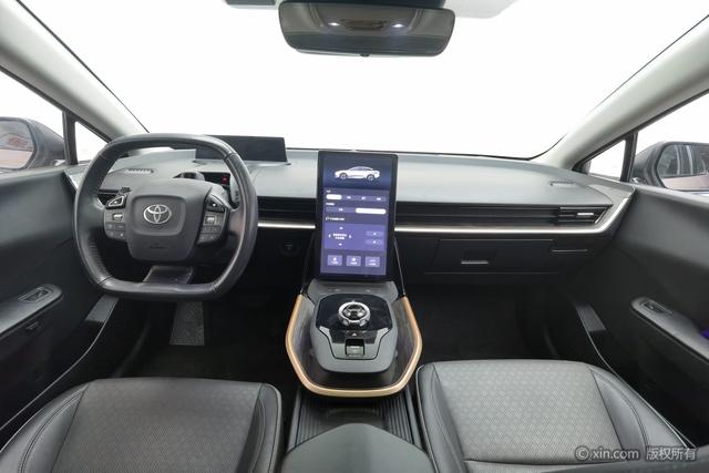 TOYOTA bZ3 Раздел 2023 Long Battery Li f e Pro Premium – фото 14