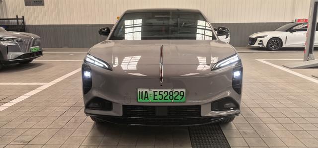 Hongqi Tiangong 08 Модель 2025 года **520 Max заднеприводная версия** – фото 2
